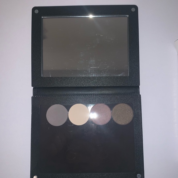 Ittsē build your own palette - Picture 1 of 4